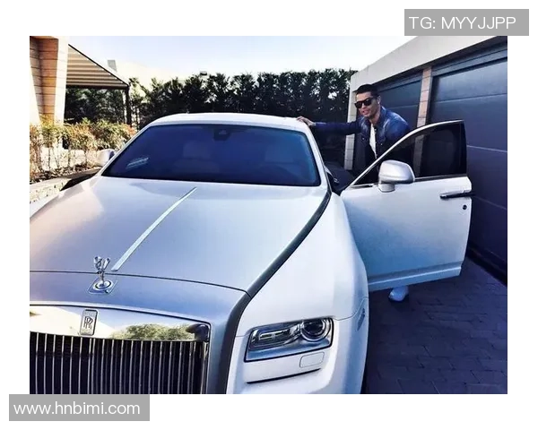 足球巨星豪宅豪车与奢华生活方式全景揭秘